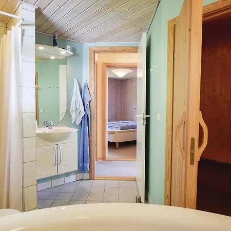 Сasa de vacaciones Three-bedroom In Nordenbro Vesteregn